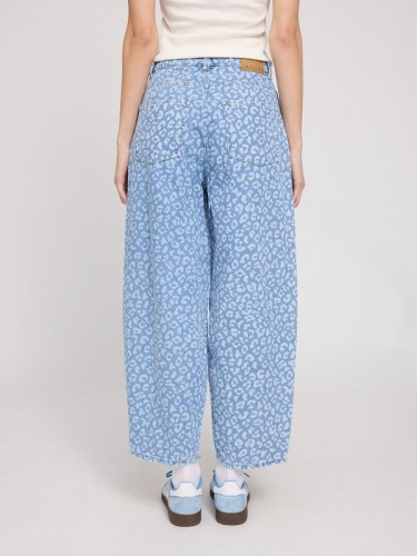 Print Barrel Leg Denim Pants li blue pri1